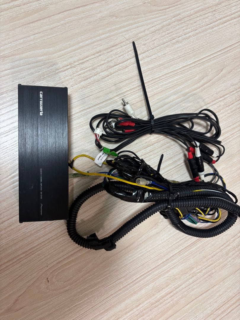 カロッツェリアTS-WX140DAウーファー パワーアンプGM-D1400-2