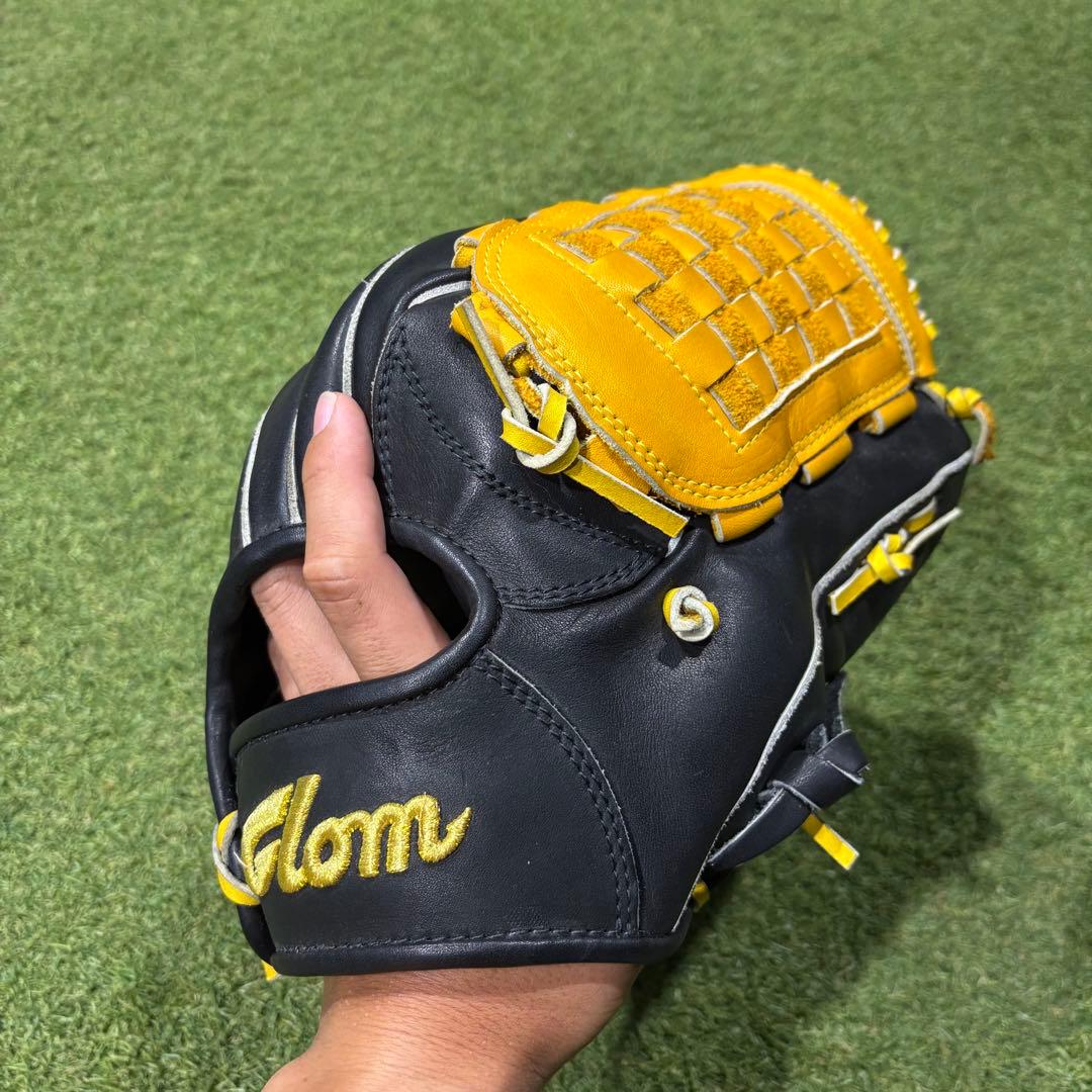 【早いもの勝ち】Glom 軟式グローブ　内野手用