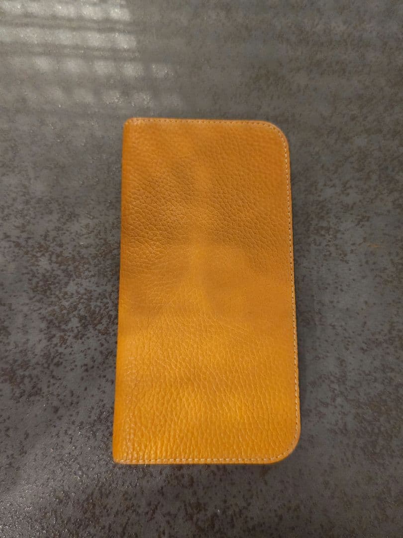 BONAVENTURA iPhone15pro手帳型ケース イエロー