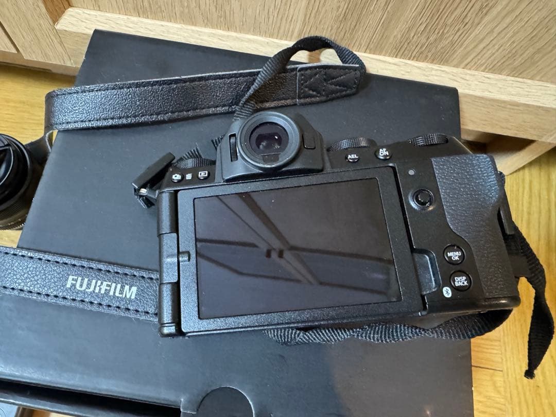 FUJIFILM X-S20 デジタルカメラ 本体　箱付き