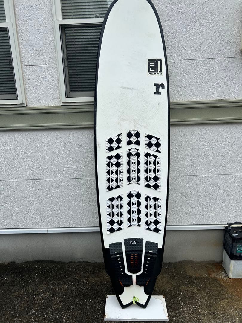 引き取り限定！ミッドレングス　サーフボード　225 58 6.0