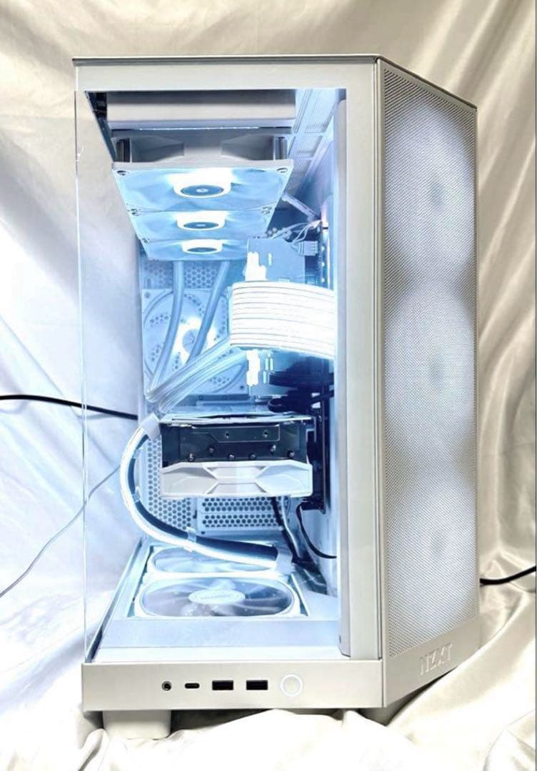 【新品】 ゲーミングPC Ryzen7 9700X RTX4070TI 32GB