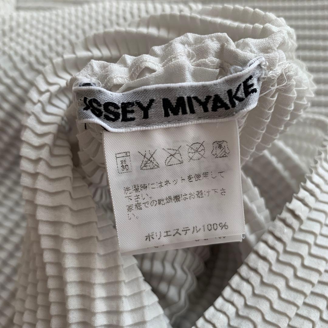 S*h様 ☆イッセイミヤケ プリーツカットソー☆