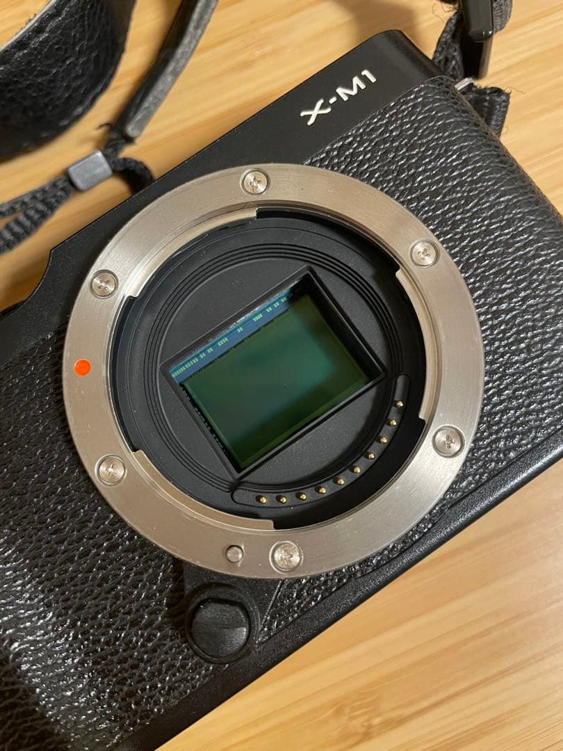 Fujifilm X-M1 ミラーレス一眼カメラ