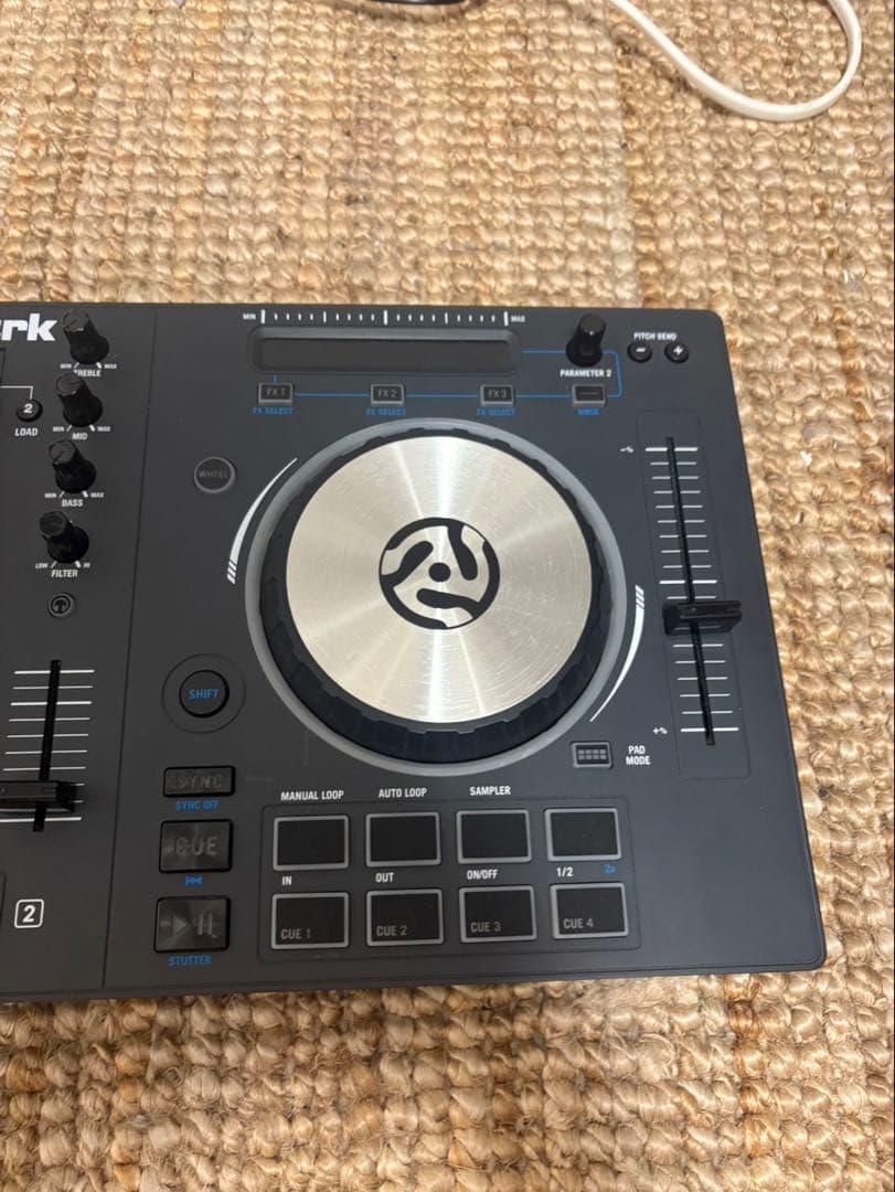 Numark DJコントローラー mixtrack 3 ヌマーク ニュマーク