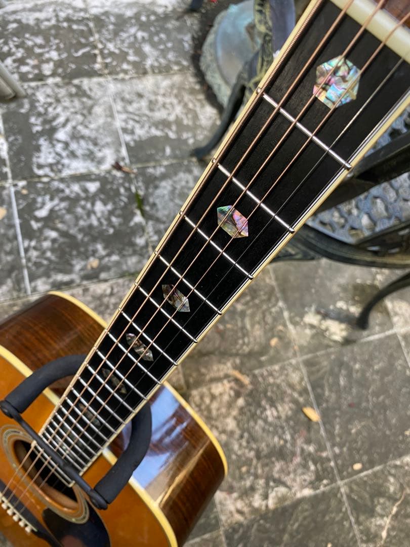 【C.F.Martin & Co.】J-40 縦ロゴ / 極めて美品【希少】