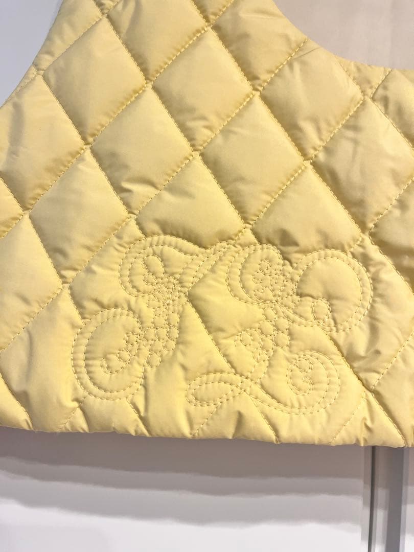 【crinkle】※レア※幻のイニシャルキルトベスト　イエロー　キルティング