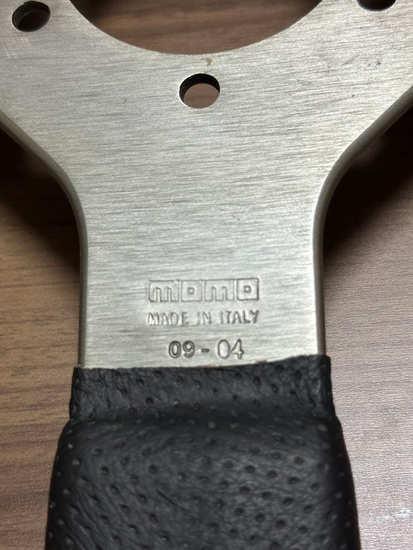 MOMO ステアリング　ファイター　ウッドステアリング