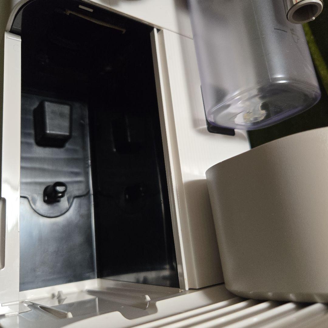 ネスプレッソ ラティシマ・ワン F111WH