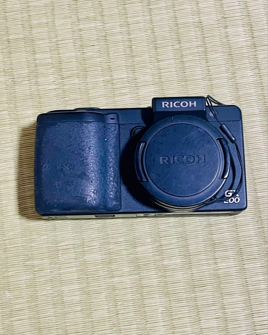 RICOH GX200 ブラック コンパクトデジタルカメラ　動作未確認