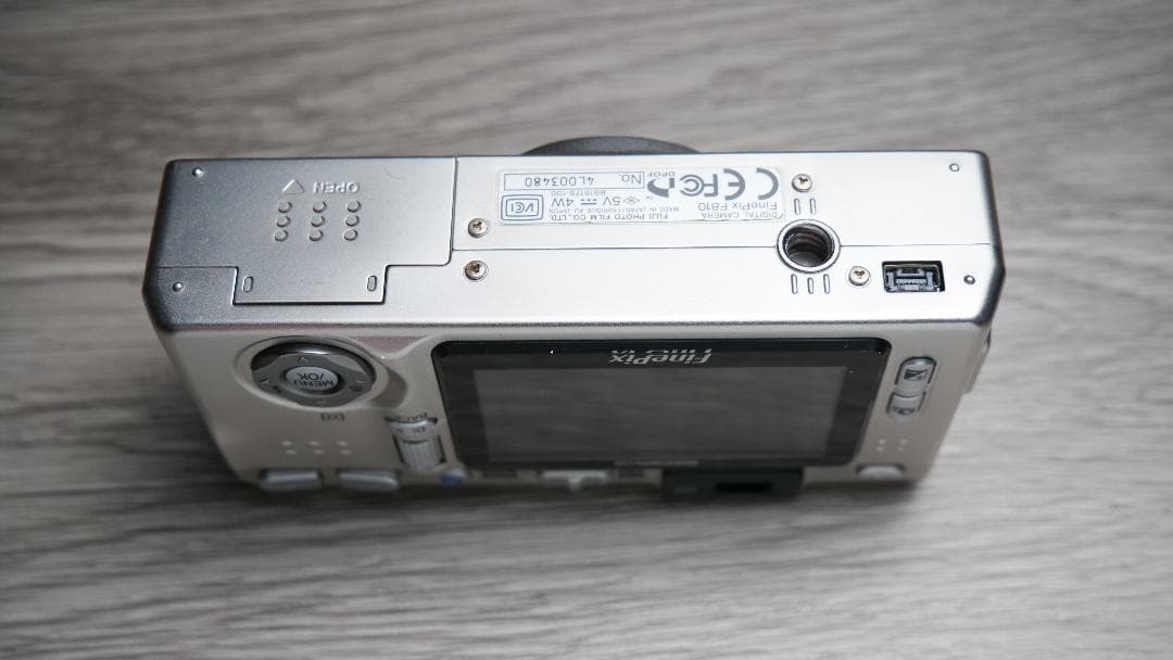 FUJIFILM FinePix F810 動作品/ジャンク！