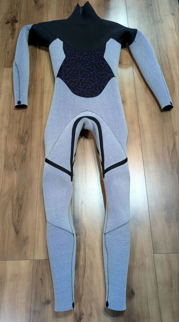 BILLABONG　ロングチェストジップ　セミドライ　5㎜3㎜　新品未使用