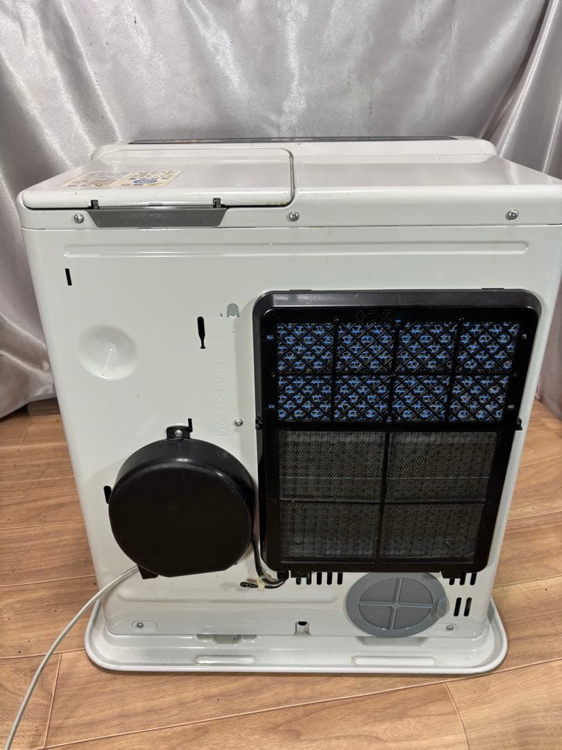 菅111 使用少　お勧め　コロナ石油ファンヒーター　〜13畳