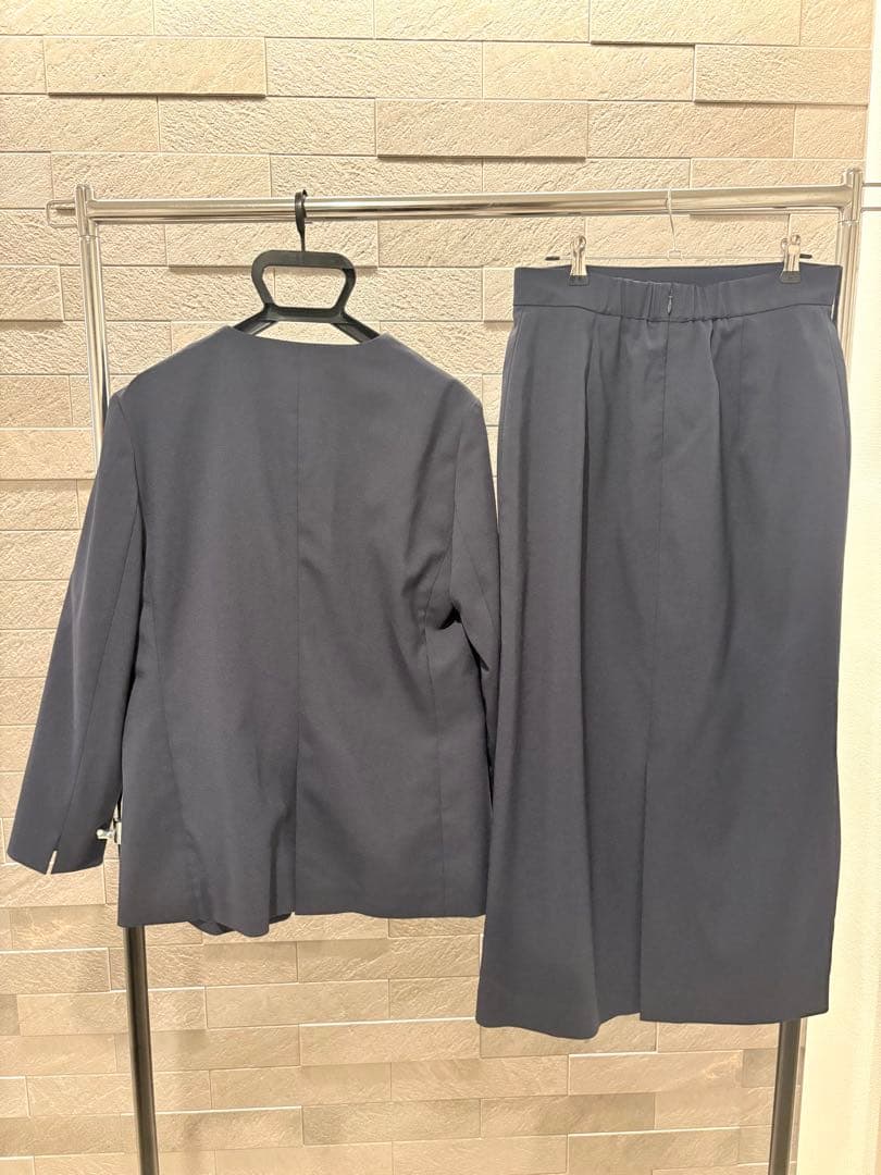 処分価格　AOKI ネイビー スカートセットアップ　スーツ