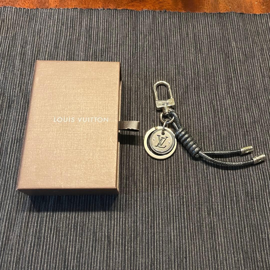 【値下げ】Louis Vuitton キーホルダー ブラック