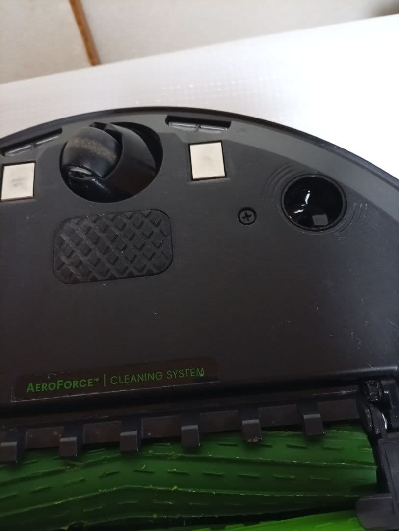 iRobot Roomba J7 本体 充電ステーション付き　作動良好 自動掃除