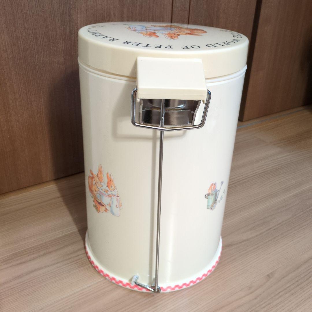 【廃盤品】ピーターラビット ペダル式ダストボックス 積水ゴミ箱