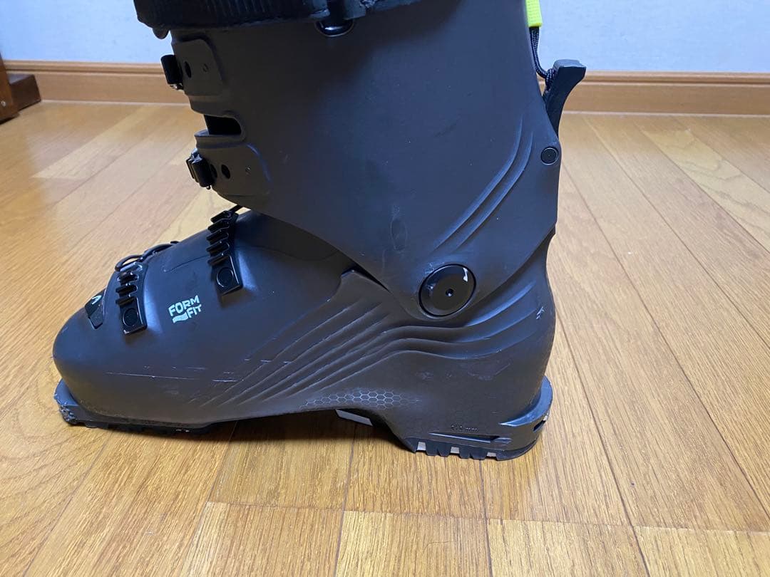 20-21 HEAD KORE2 ツアースキーブーツ