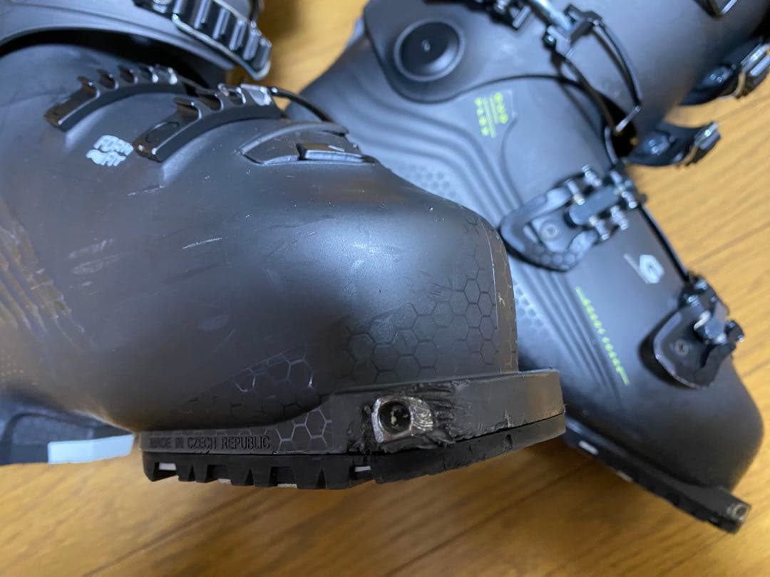 20-21 HEAD KORE2 ツアースキーブーツ