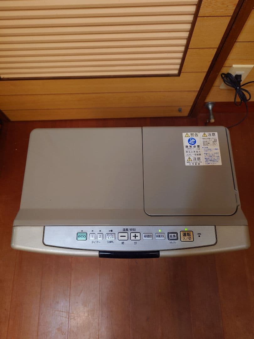 CORONA石油ファンヒーター シャッター付き。