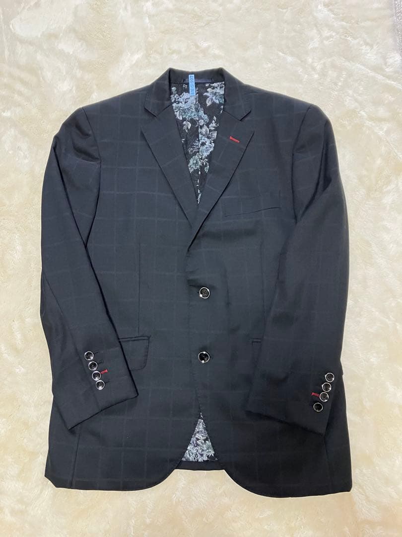 オーダースーツ　ブラック　ストライプ　Ｌ相当