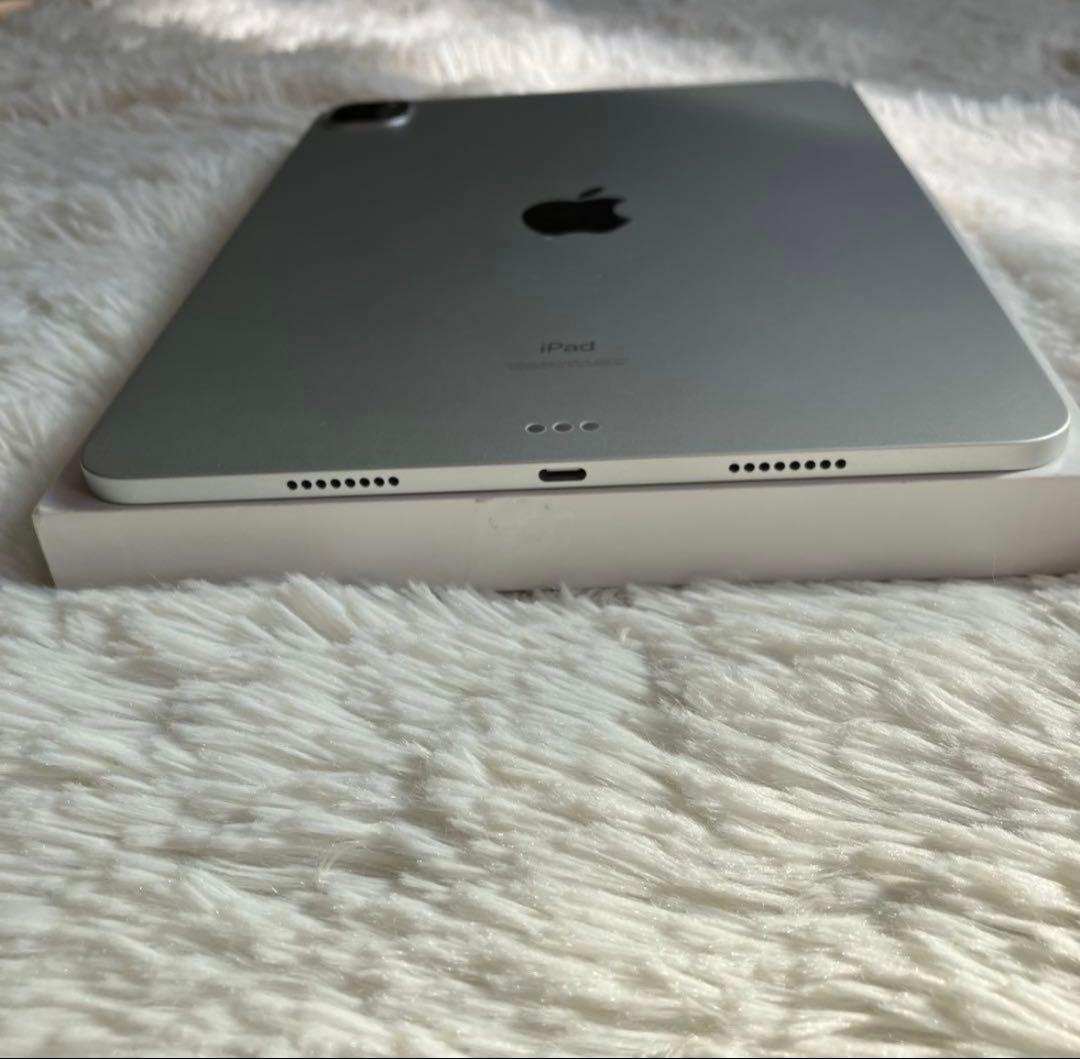 即日発送❗️ Apple シルバー 本体　iPad Pro 11インチ 第3世代