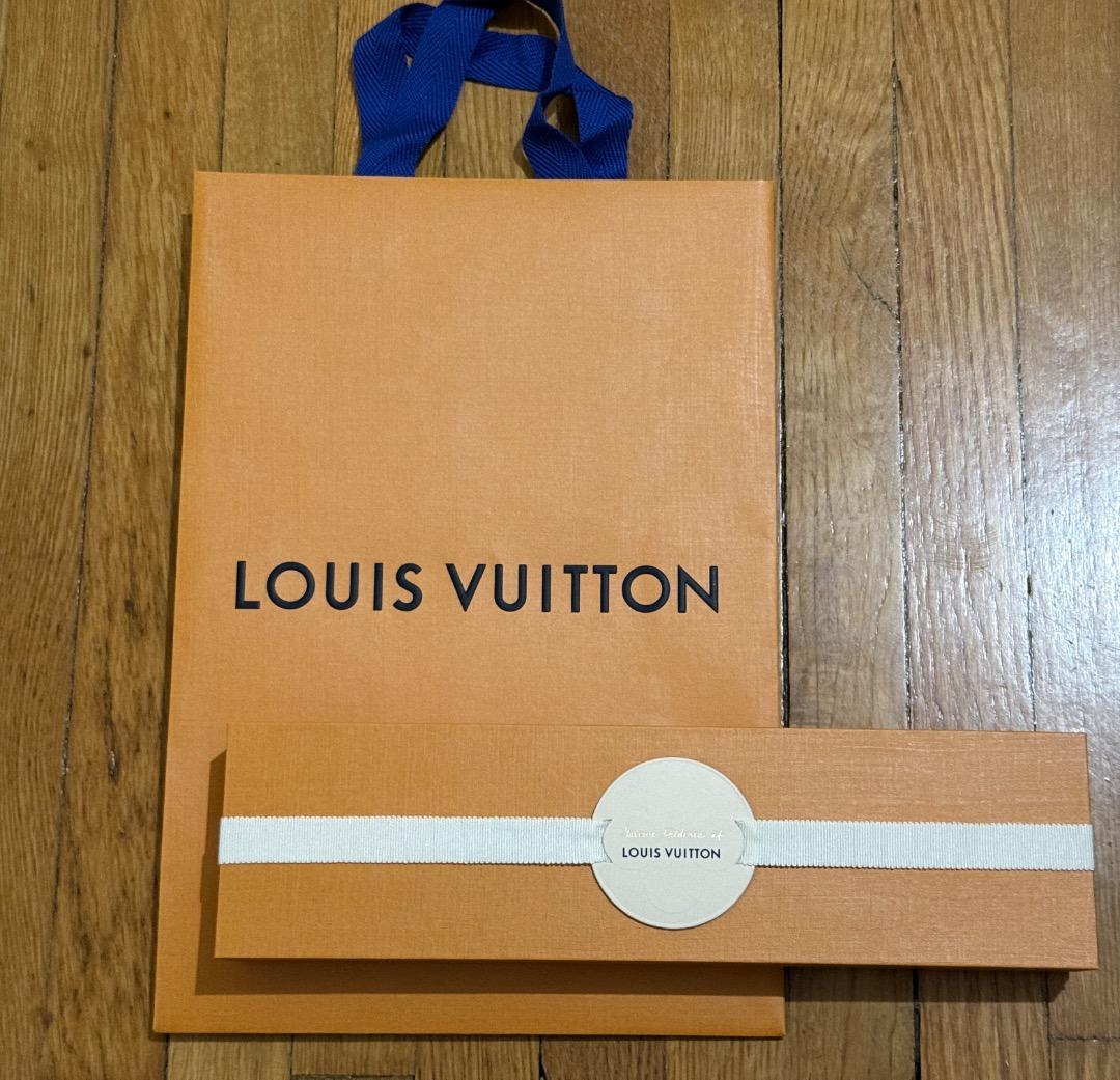 Louis Vuitton 5ハーツ チョコレート