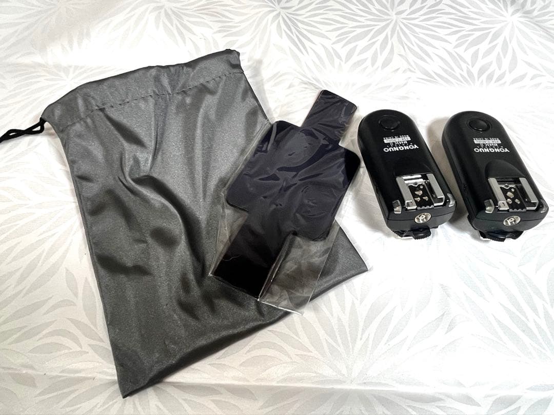 ソフトボックス 写真撮影照明キット 三脚付きと収納バック