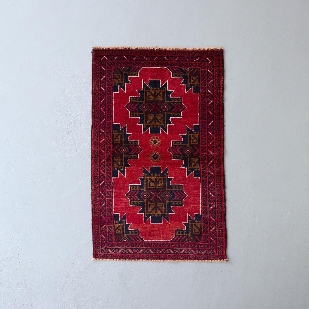 ヴィンテージラグ　トライバルラグ　バルーチ族　ウール（135×87cm）濃茶・赤