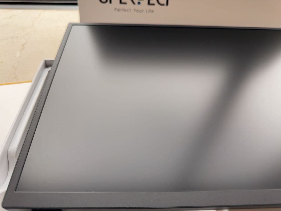 UPERFECT 18.5インチ モバイル ディスプレイ モニター本体