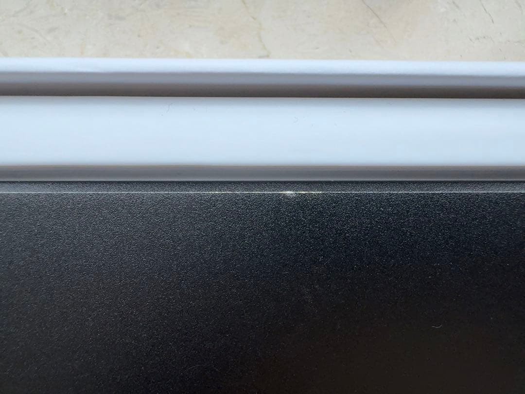 UPERFECT 18.5インチ モバイル ディスプレイ モニター本体