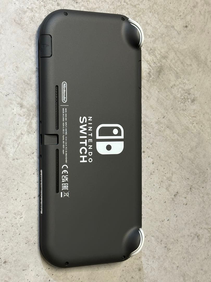 ニンテンドーswitch light グレー　 本体•充電器•ケースセット