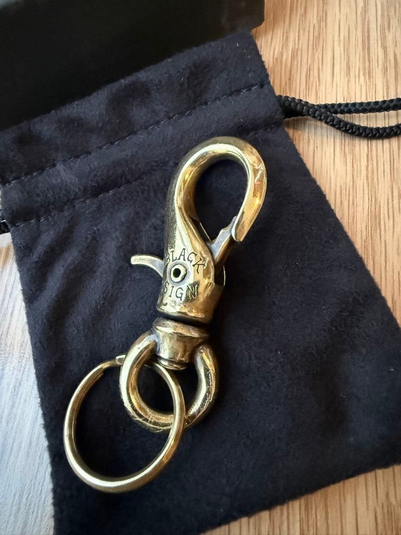 美品　BLACK SIGN × Argent Gleamキーホルダー(ブラス製)