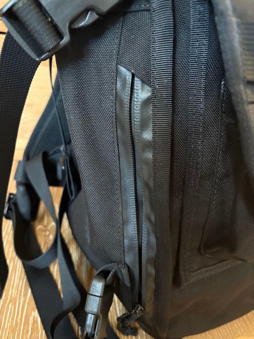 Chrome ブラック メッセンジャーバッグ ワルシャワ ミディアム