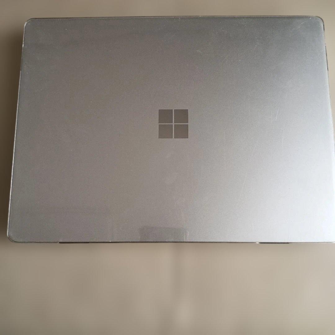 美品Microsoft Surface Laptop Go2