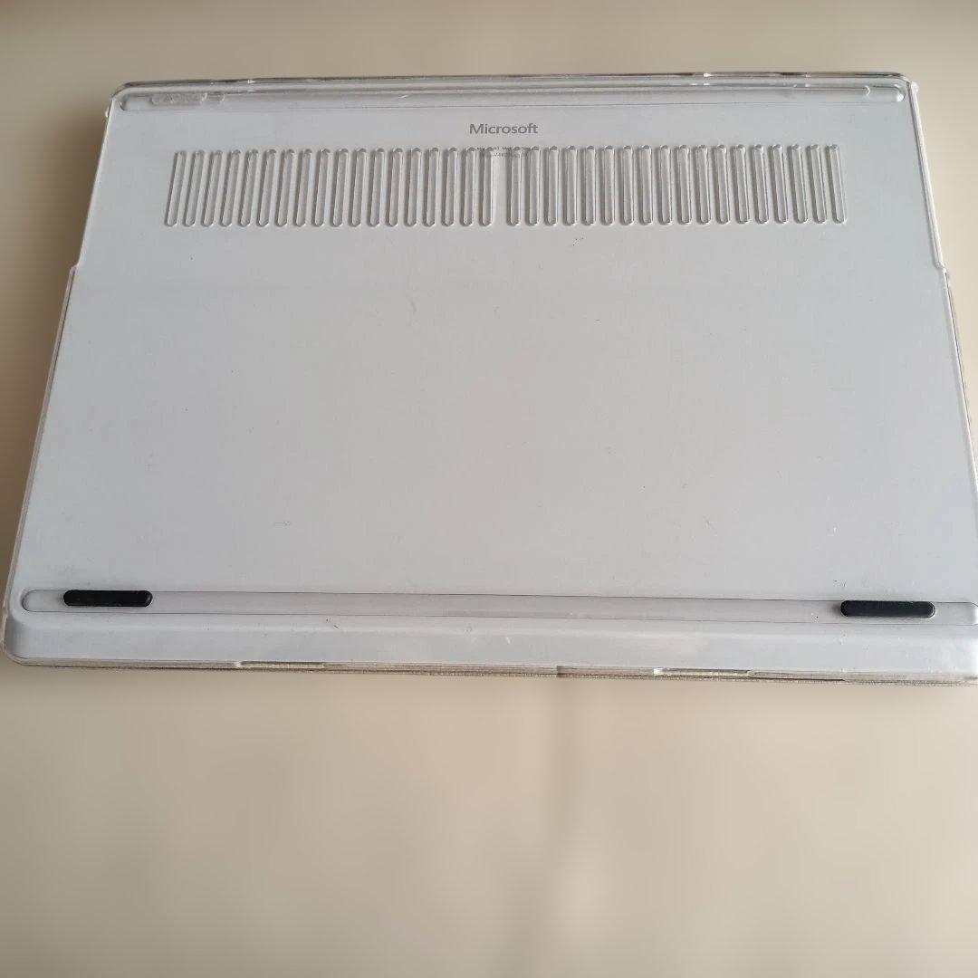 美品Microsoft Surface Laptop Go2
