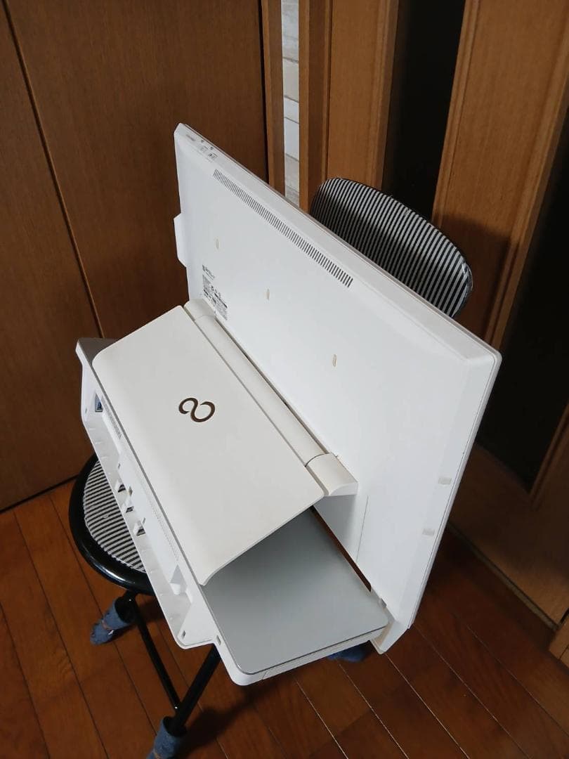 富士通一体型デスクパソコン FMV ESPRIMO WH53/S