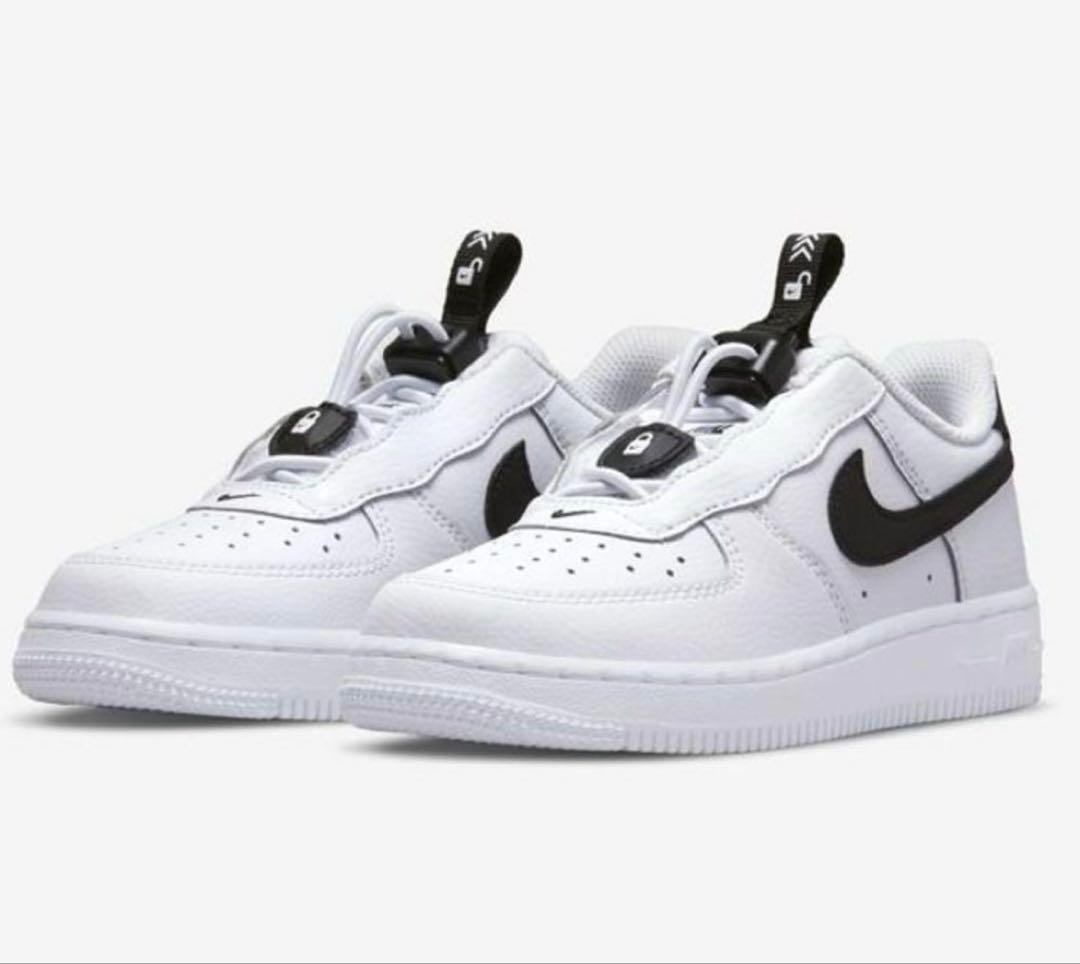 スニーカー NIKE