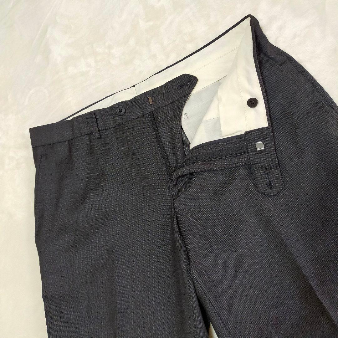 美品　ロロピアーナSUPER130'S　ダークブラウン系　スリーピーススーツ