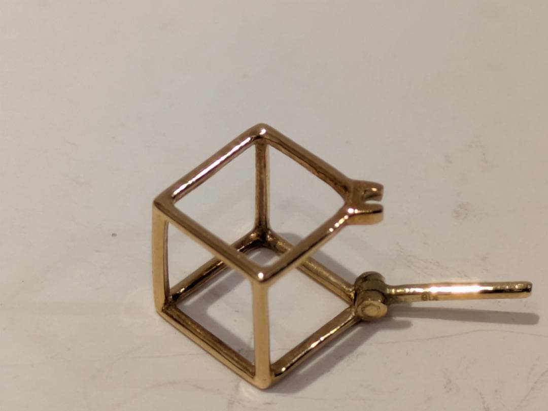 f*u様 shihara K18 3Dコレクション スクエアピアス7 ピアス 販