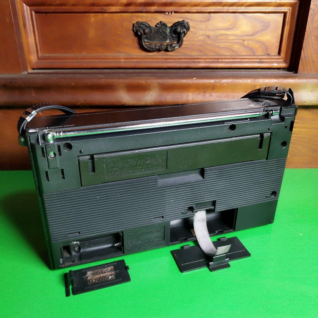 SONY　シンセ チューニング ラジオ　ICF-2001　ジャンク扱い