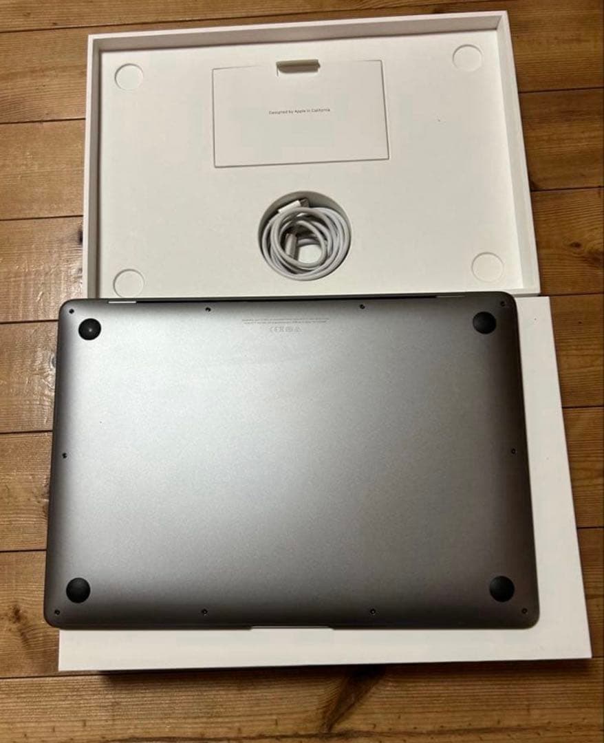 アップル2020 MacBook Air MWTJ2J/A