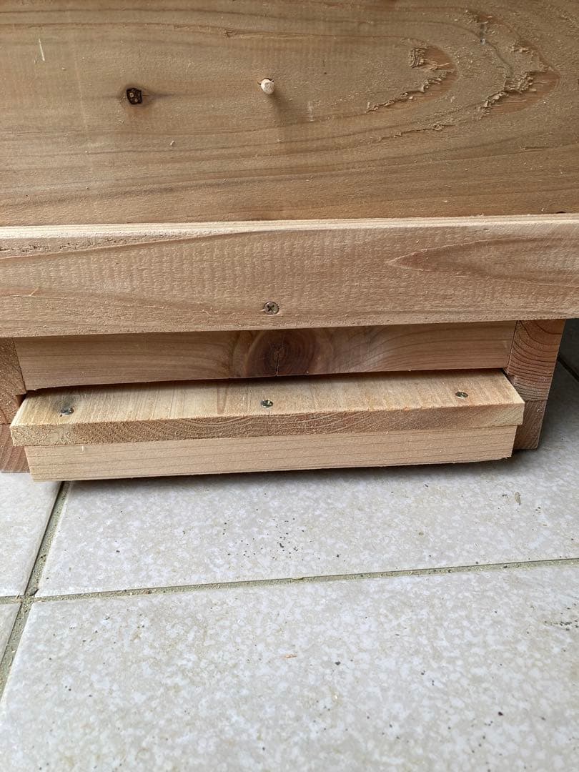 日本ミツバチ用巣箱　重箱式　キンリョウヘン付き