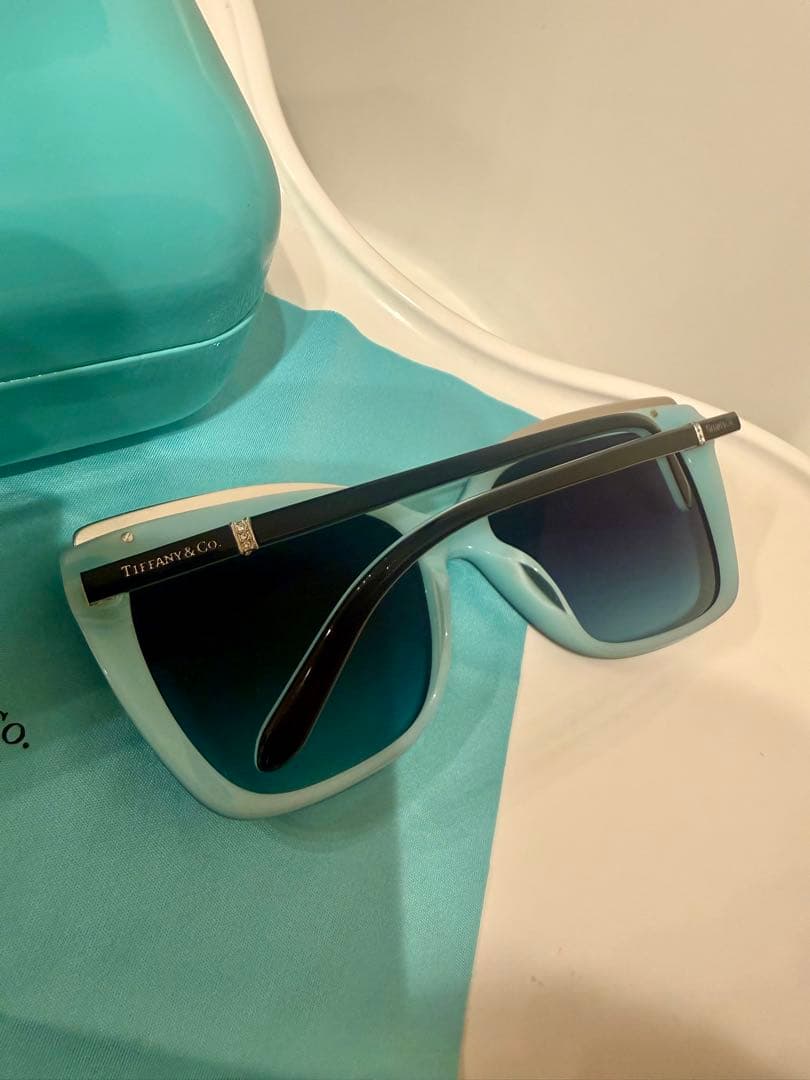 【美品】*⭐︎Tiffany & Co. ティファニー サングラス グラデーション