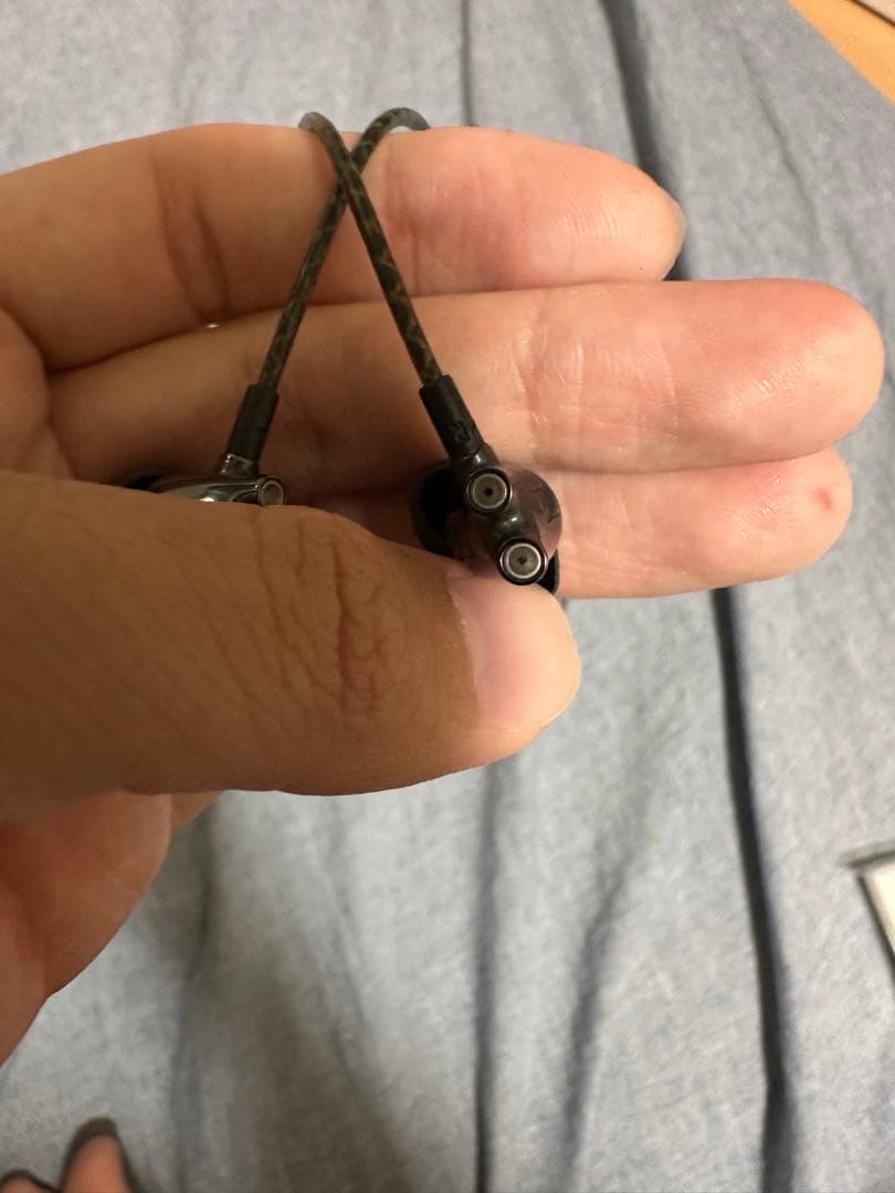 センバイザーIE800