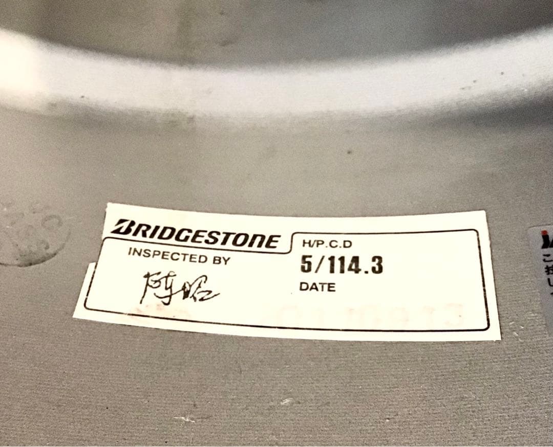 直接引取歓迎スタッドレスタイヤ ホイール付き、215／60r17 5穴114.3