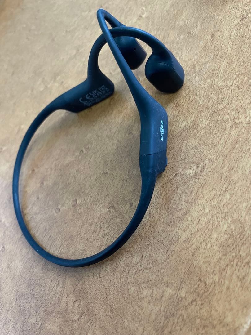 SHOKZ OPENRUN 骨伝導イヤホン