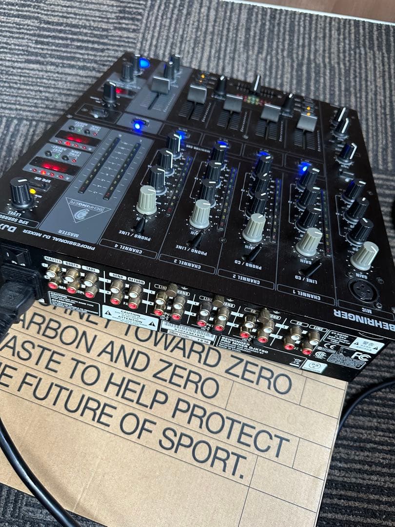 BEHRINGER DJX750 DJミキサー