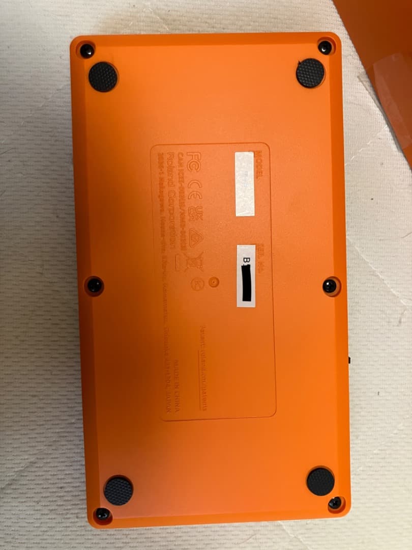 【極美品・登録未実施】Roland T-8 AIRA Compact