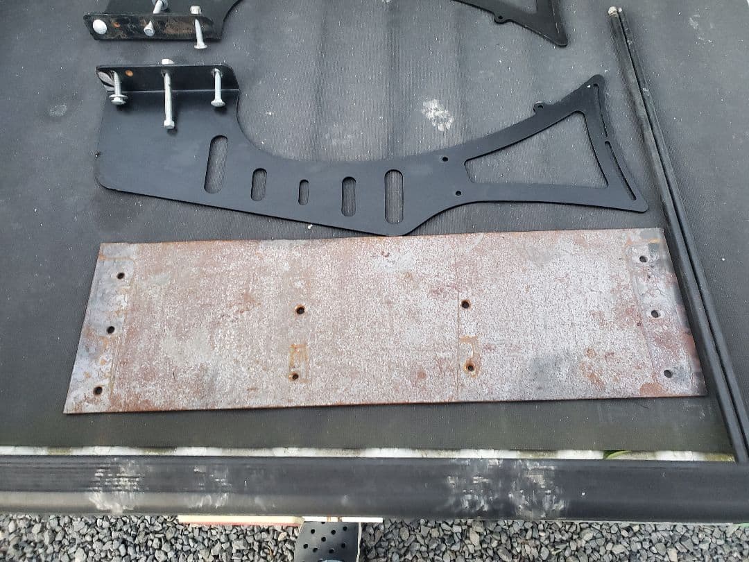 バーチカルステーの出品